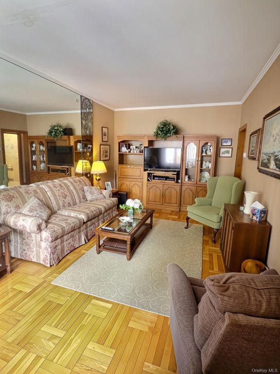 21-83 46th Street, Astoria, NY 11105 — photo 3