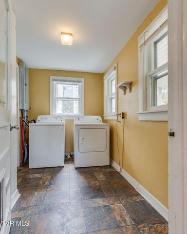 116 Boyd Street, Johnson City, TN 37604