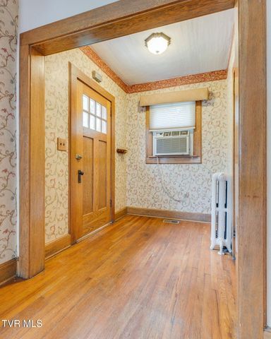 116 Boyd Street, Johnson City, TN 37604