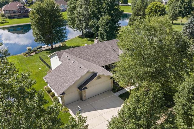 51921 Primrose Road, South Bend, IN 46628