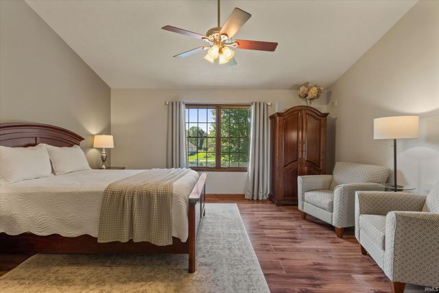 51921 Primrose Road, South Bend, IN 46628
