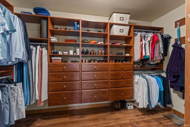 51921 Primrose Road, South Bend, IN 46628