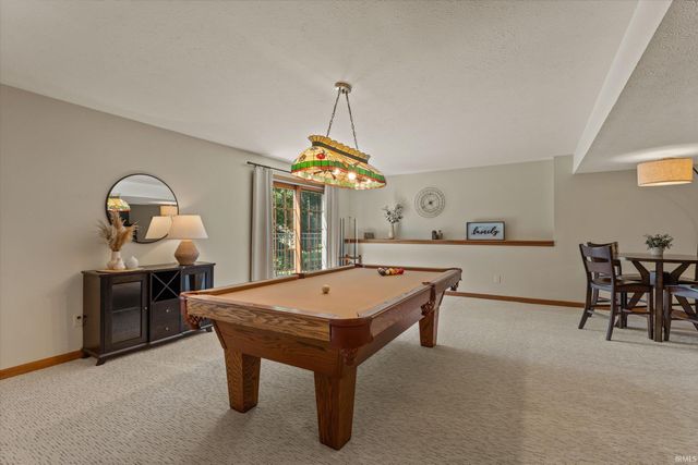 51921 Primrose Road, South Bend, IN 46628