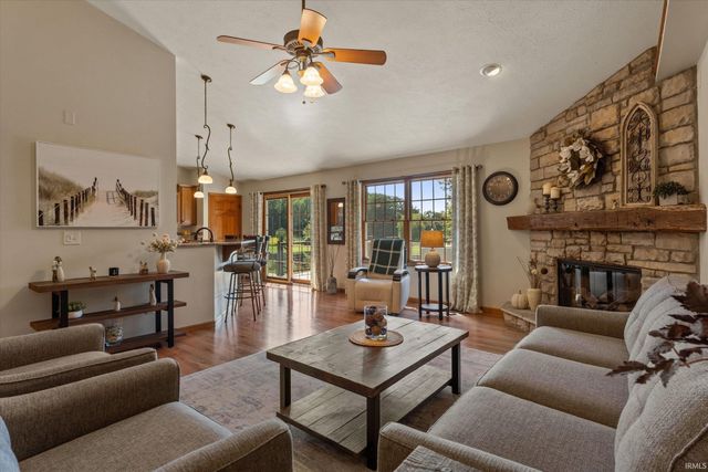 51921 Primrose Road, South Bend, IN 46628