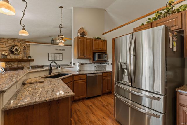 51921 Primrose Road, South Bend, IN 46628