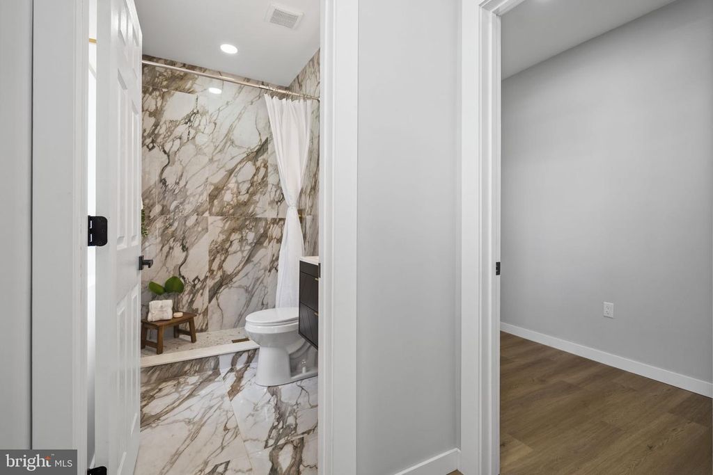 Image 37 of property listing at 3015 WYLIE AVE, Baltimore, MD 21215