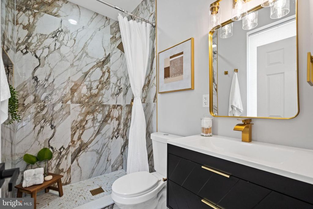 Image 38 of property listing at 3015 WYLIE AVE, Baltimore, MD 21215