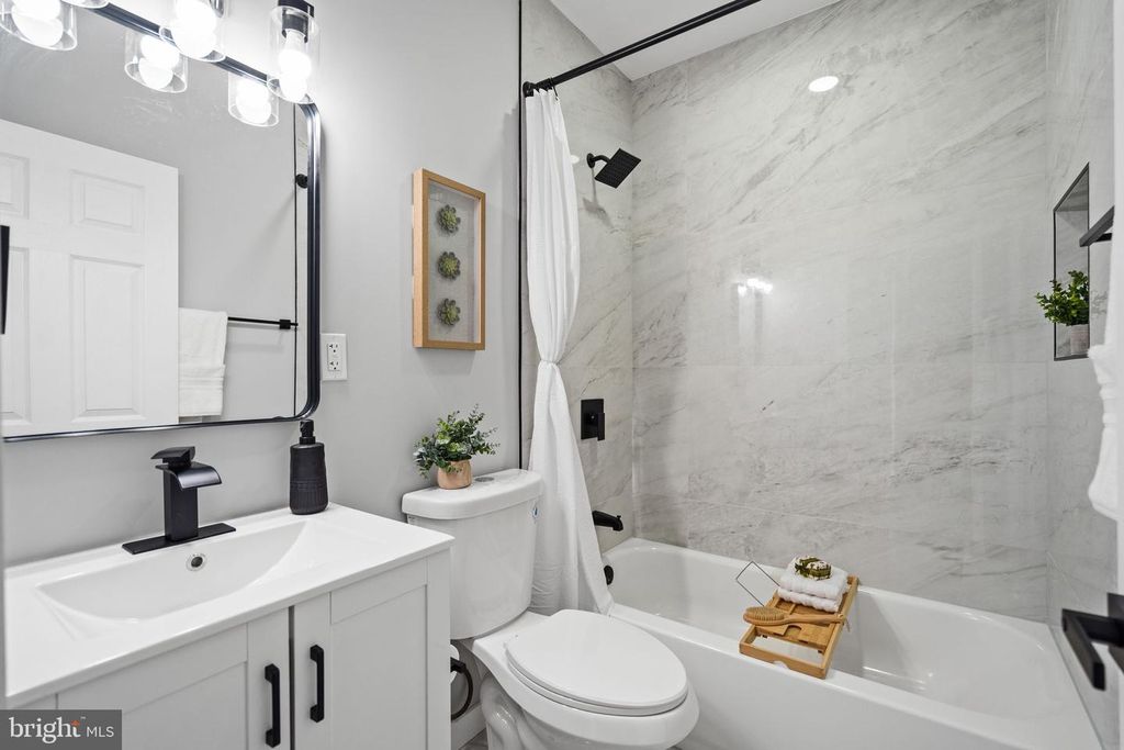 Image 46 of property listing at 3015 WYLIE AVE, Baltimore, MD 21215