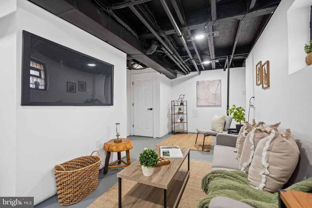 Image 57 of property listing at 3015 WYLIE AVE, Baltimore, MD 21215