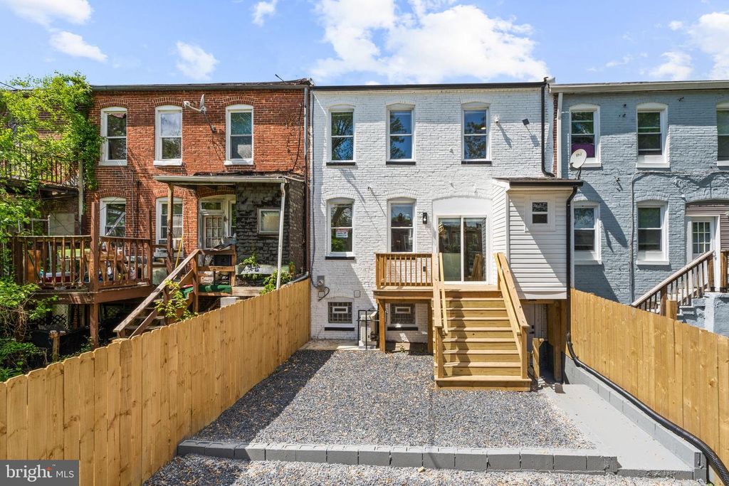 Image 70 of property listing at 3015 WYLIE AVE, Baltimore, MD 21215