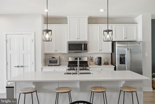 223 EDWIN RD, Frederick, MD 21702