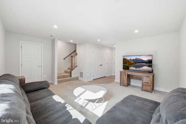 223 EDWIN RD, Frederick, MD 21702