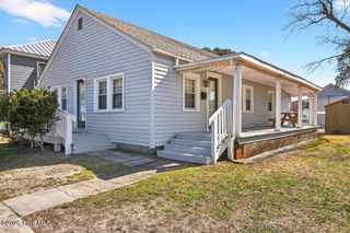 1407 Arendell Street, Morehead City, NC 28557