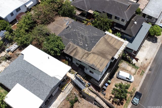 1347 Wanaka Street, Honolulu, HI 96818