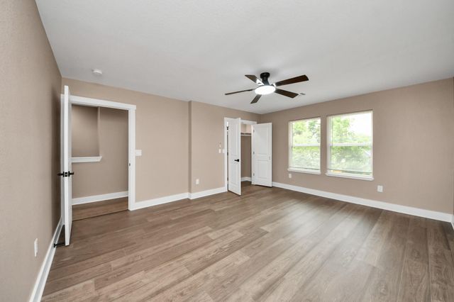 2430 Dolly Wright Street B, Houston, TX 77088