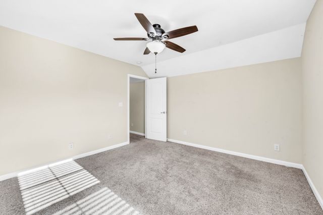 184 Whitman Aly, Clarksville, TN 37043