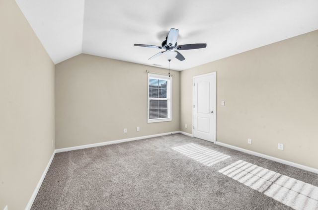 184 Whitman Aly, Clarksville, TN 37043