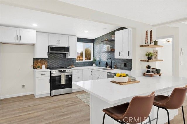 14344 Central Road, Apple Valley, CA 92307