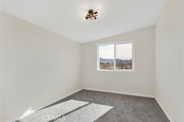 14344 Central Road, Apple Valley, CA 92307