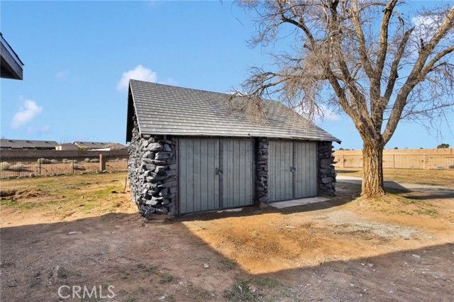 14344 Central Road, Apple Valley, CA 92307