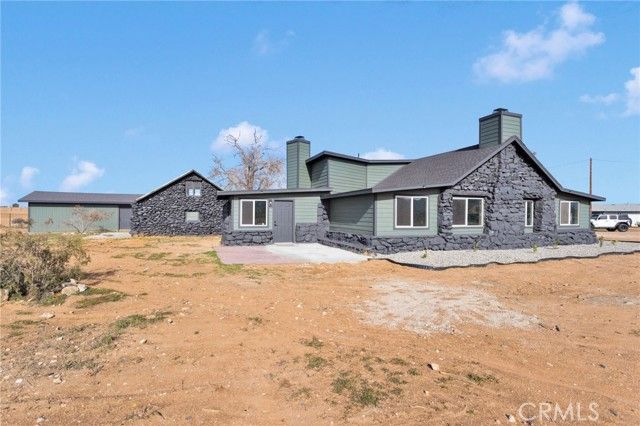 14344 Central Road, Apple Valley, CA 92307