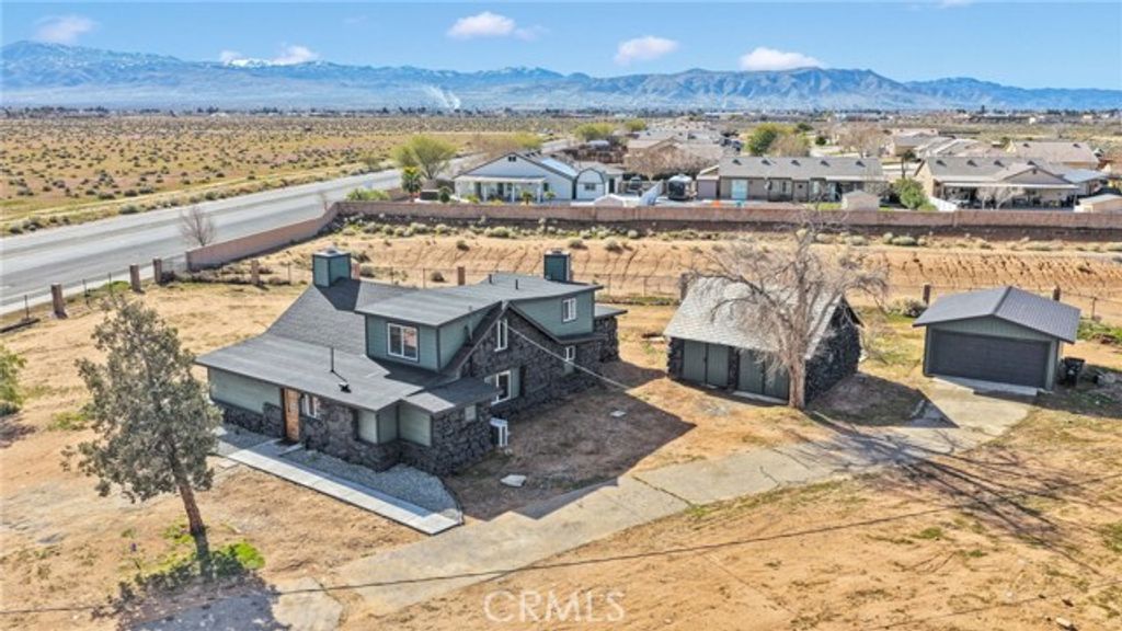 14344 Central Road, Apple Valley, CA 92307