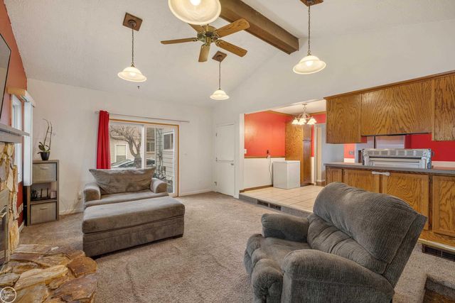 20530 Broadacres Street, Clinton Township, MI 48035