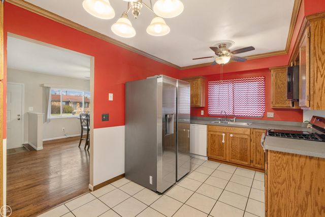 20530 Broadacres Street, Clinton Township, MI 48035