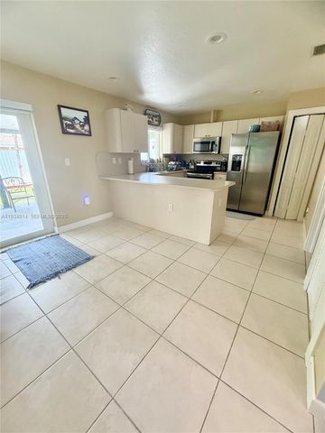 13267 SW 277th Ter, Homestead, FL 33032