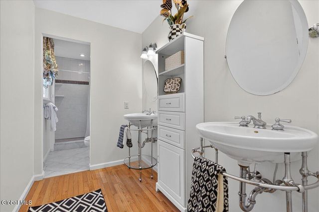 9 Sky Hollow Drive, Menands, NY 12204