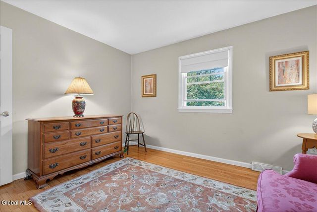 9 Sky Hollow Drive, Menands, NY 12204