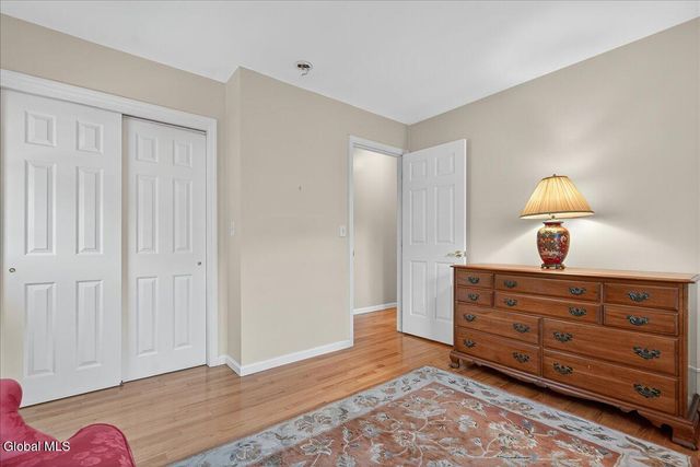 9 Sky Hollow Drive, Menands, NY 12204