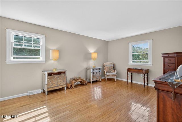 9 Sky Hollow Drive, Menands, NY 12204