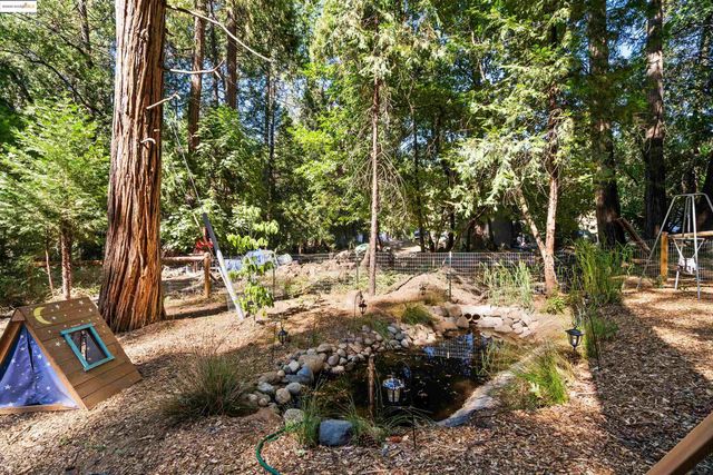 17780 Lucky Strike Trl, Sonora, CA 95370