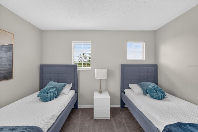706 LOCKBREEZE DRIVE, Davenport, FL 33897