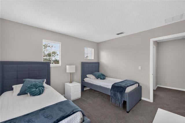 706 LOCKBREEZE DRIVE, Davenport, FL 33897