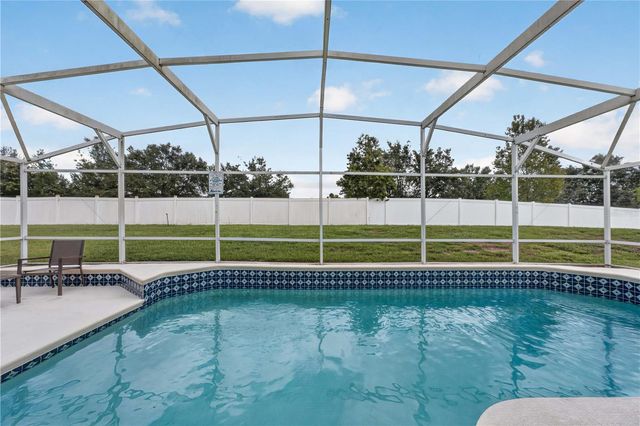 706 LOCKBREEZE DRIVE, Davenport, FL 33897