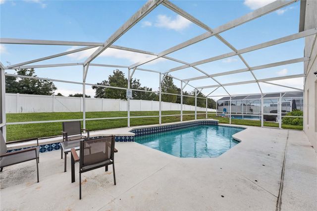 706 LOCKBREEZE DRIVE, Davenport, FL 33897