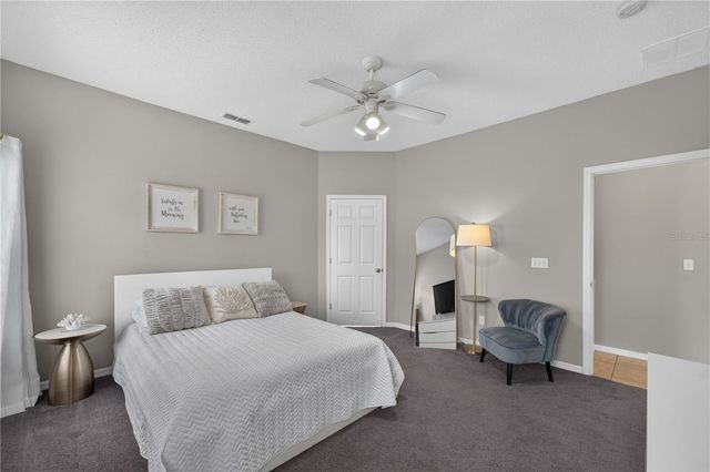 706 LOCKBREEZE DRIVE, Davenport, FL 33897