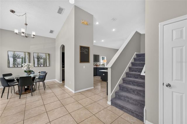 706 LOCKBREEZE DRIVE, Davenport, FL 33897