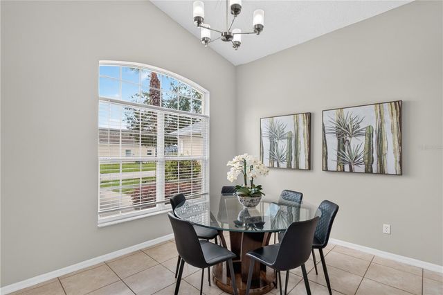 706 LOCKBREEZE DRIVE, Davenport, FL 33897