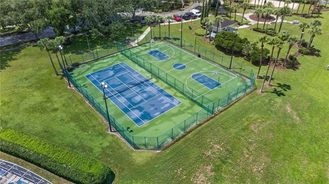 706 LOCKBREEZE DRIVE, Davenport, FL 33897