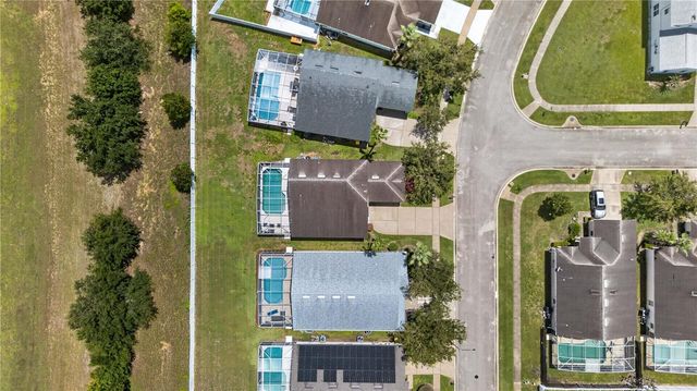 706 LOCKBREEZE DRIVE, Davenport, FL 33897