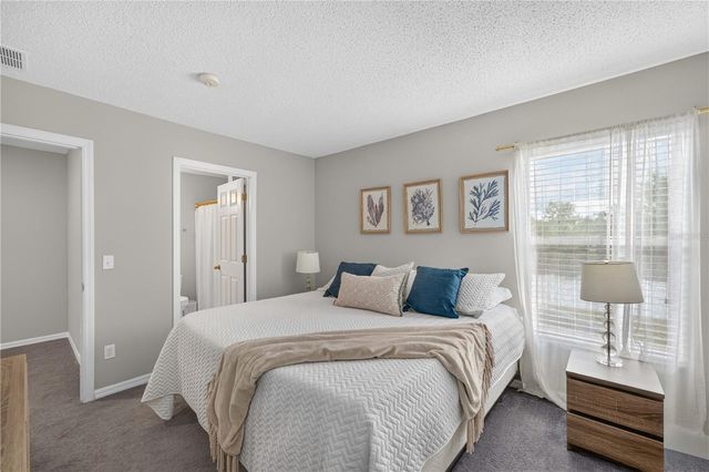 706 LOCKBREEZE DRIVE, Davenport, FL 33897