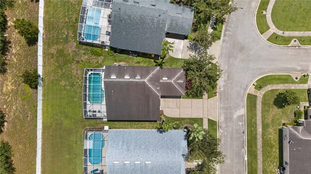 706 LOCKBREEZE DRIVE, Davenport, FL 33897