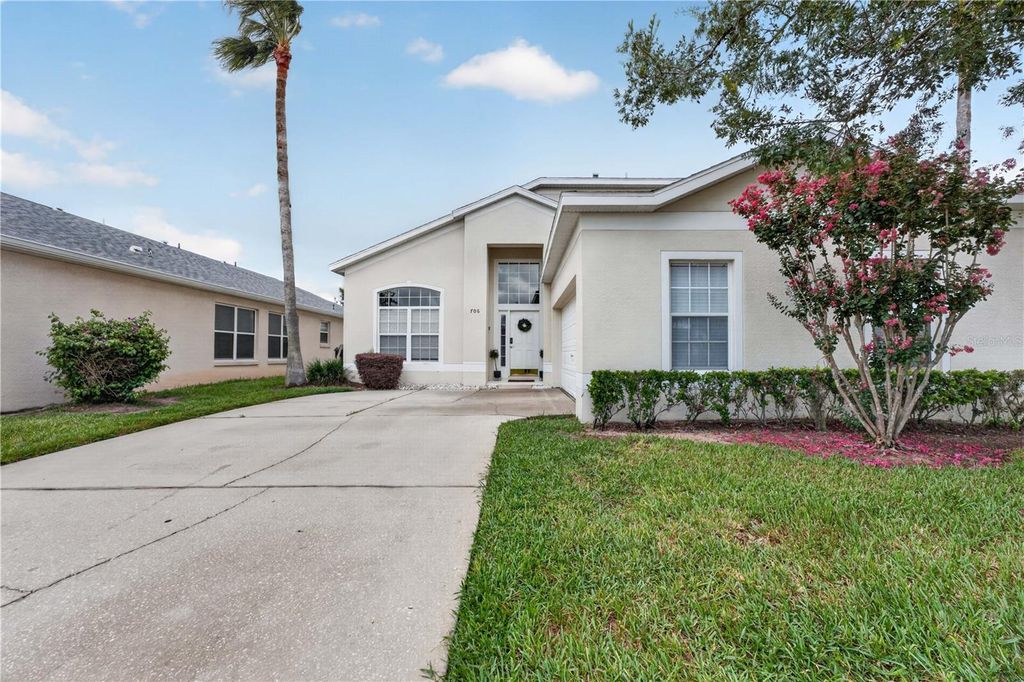 706 LOCKBREEZE DRIVE, Davenport, FL 33897
