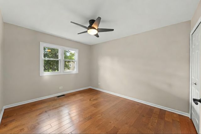 1608 Lois Ann Lane, Naperville, IL 60563