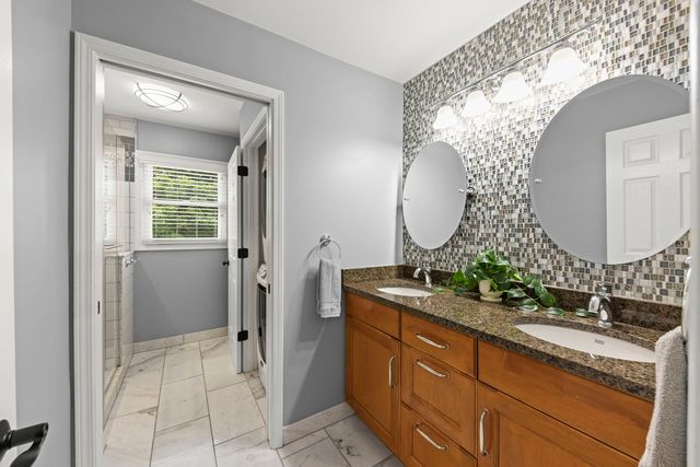 1608 Lois Ann Lane, Naperville, IL 60563
