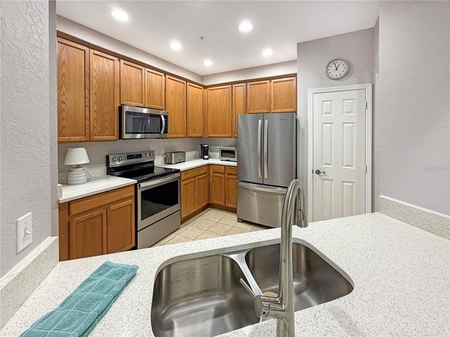 3000 LAUREL PARK 305, Kissimmee, FL 34741