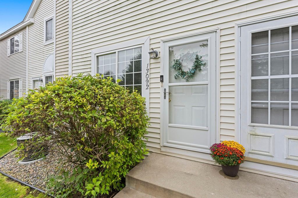 13092 Murdock Terrace, Eden Prairie, MN 55347 — photo 4